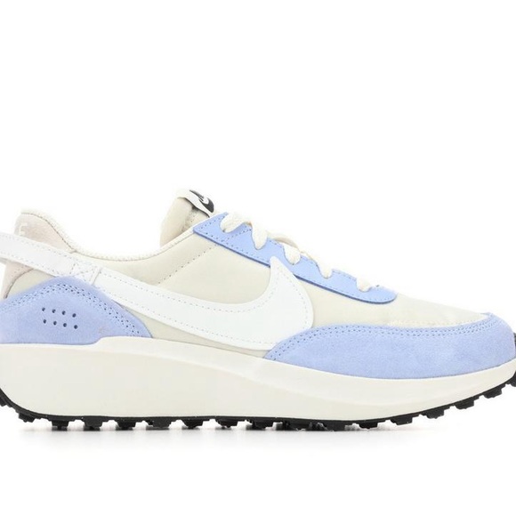 WOMEN'S NIKE WAFFLE DEBUT SNEAKERS - Picture 2 of 10